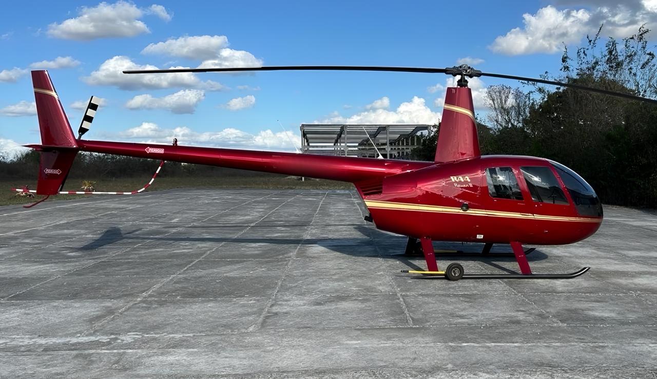 Robinson R44 Raven ii Ano 2010 - Imagem 4