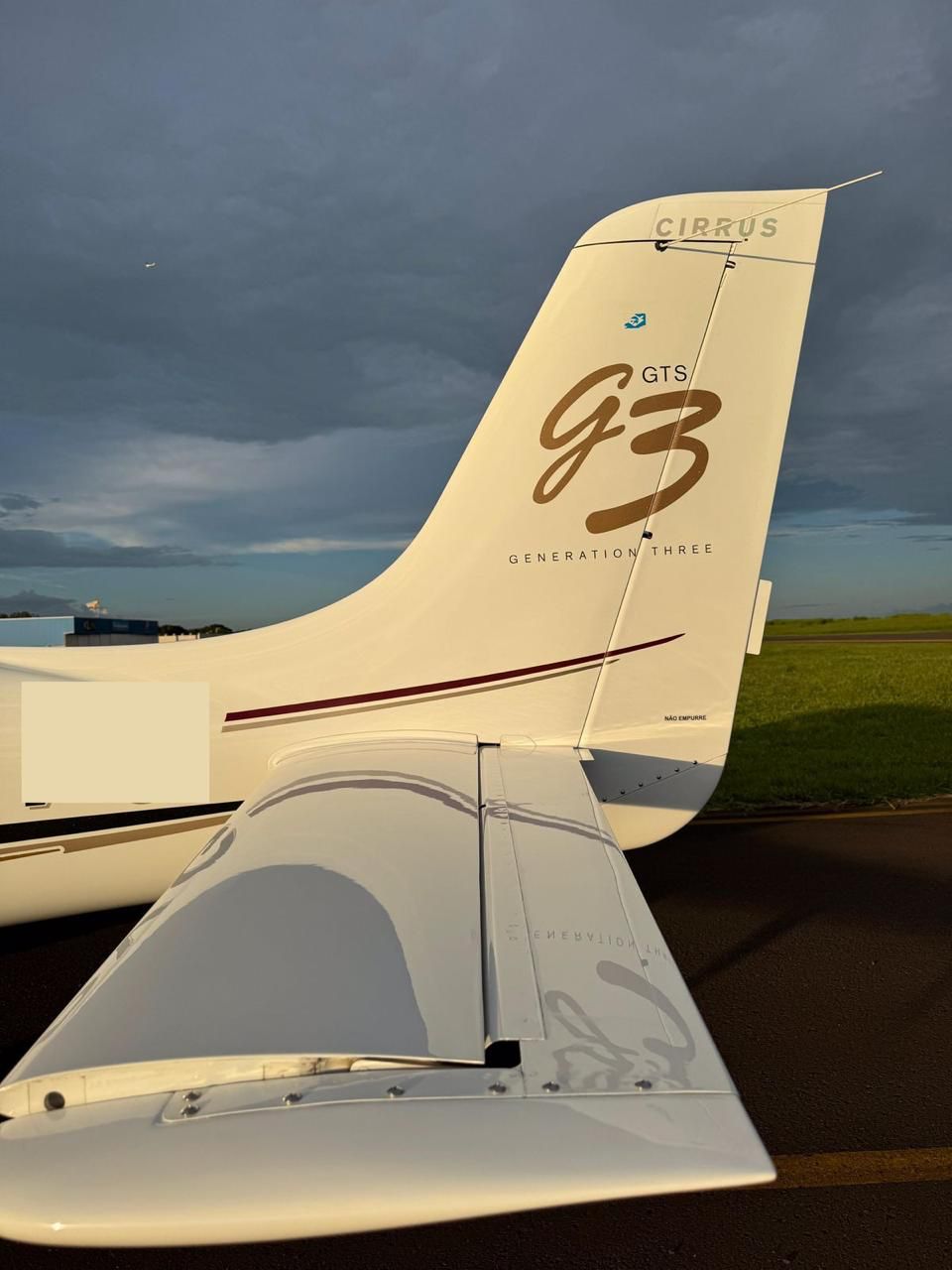 Cirrus SR22 G3 GTS Ano 2007 - Imagem 6