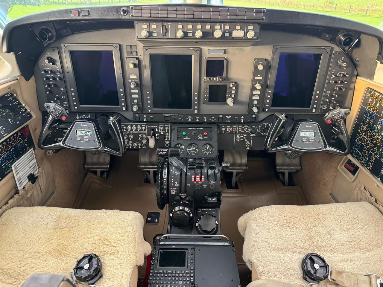 King Air C90GTi Ano 2009 - Imagem 7