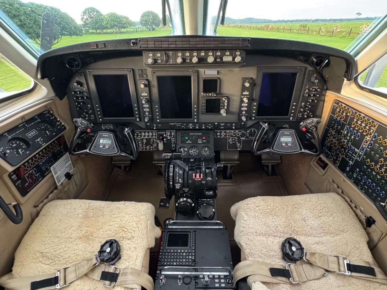 King Air C90GTi Ano 2009 - Imagem 5