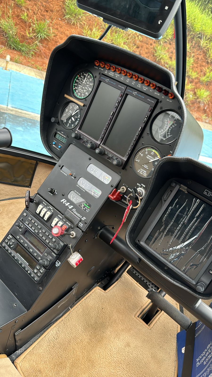 Robinson R44 Raven II Ano2015 - Imagem 4